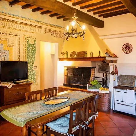 Il Libro- Family In Tuscany Santa Maria a Monte